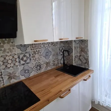 Cosy, Privee Non Mitoyenne Avec Serrure Dans Un De 50 M Carres Colombes (Hauts-de-Seine)