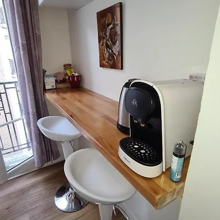 Cosy, Privee Non Mitoyenne Avec Serrure Dans Un De 50 M Carres Colombes (Hauts-de-Seine)